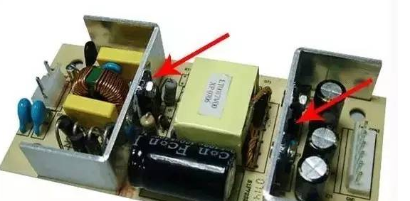 筆記本上用導(dǎo)熱墊片好，還是硅脂好?